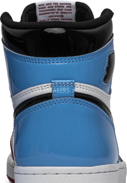 Унисекс кроссовки Nike Air Jordan 1 Retro High OG &amp;#039;Fearless&amp;#039;