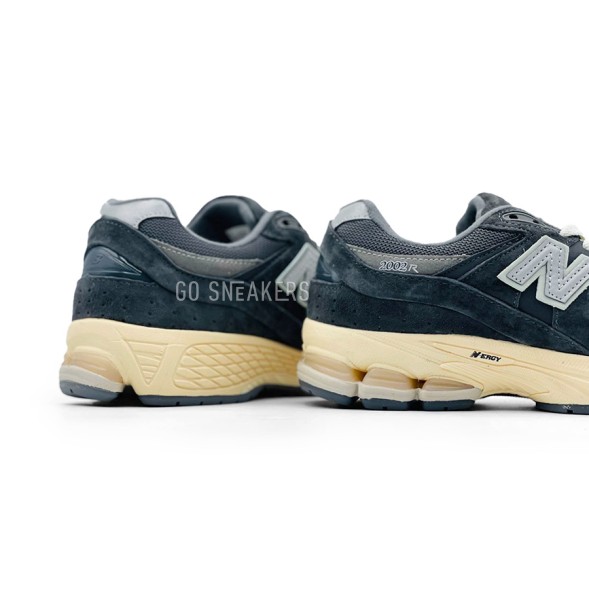 Унисекс кроссовки New Balance 2002R Black