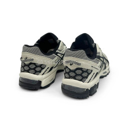 Asics Gel-Kahana 8 Beige Black