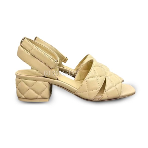 Женские босоножки Chanel Sandals Beige
