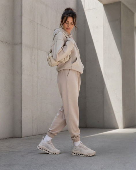 Унисекс кроссовки On Cloudtilt x LOEWE Sand