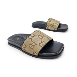 Gucci Flip-flops Textille Brown