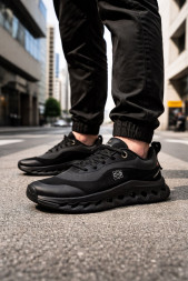 On Running Cloudtilt Black