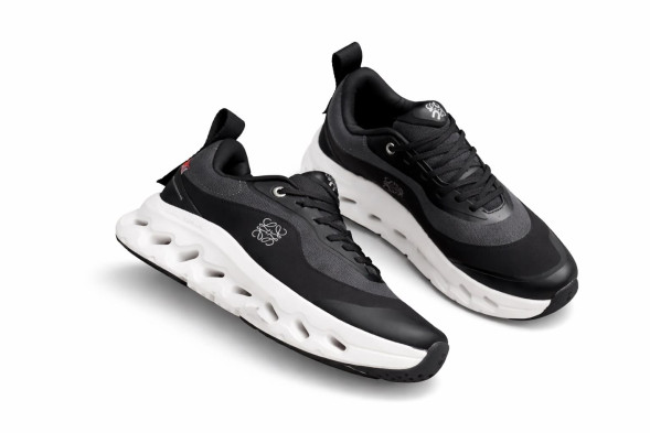 Мужские кроссовки On Running Cloudtilt Grey/White