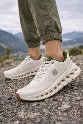 On Running Cloudtilt White/Olive